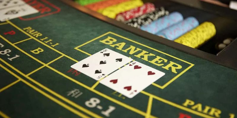 Hướng dẫn cách rút bài Baccarat siêu đơn giản 